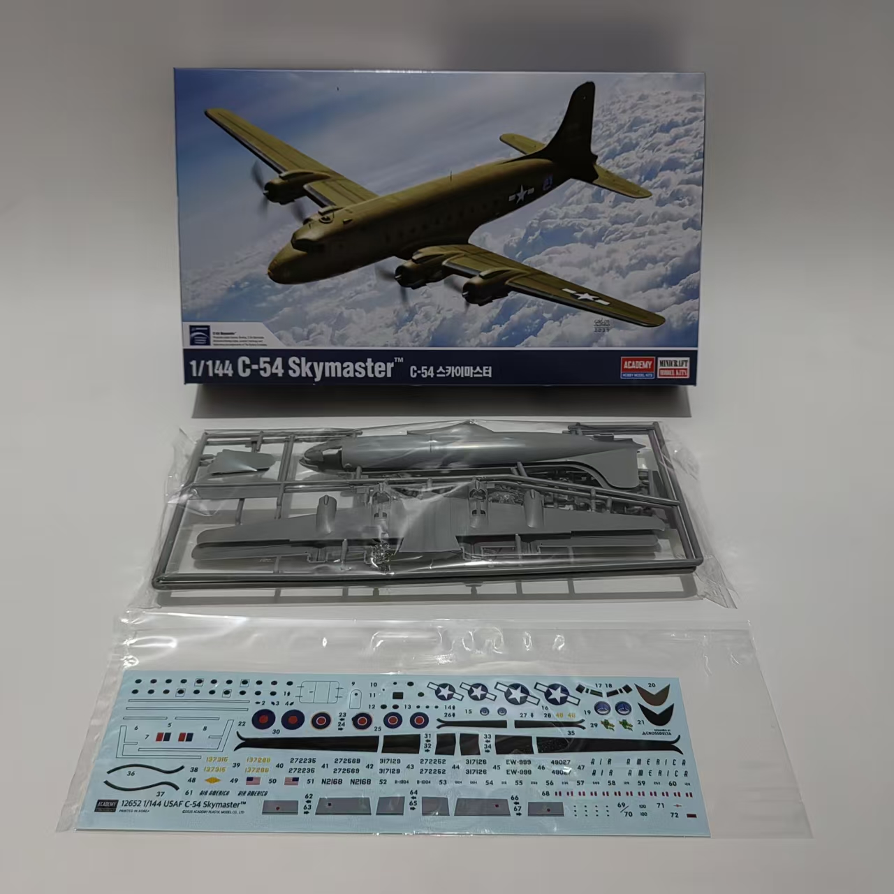 AC12652 아카데미 1/144 미국 공군 C-54  - Model Airplane Plastic 리뷰 및 가격